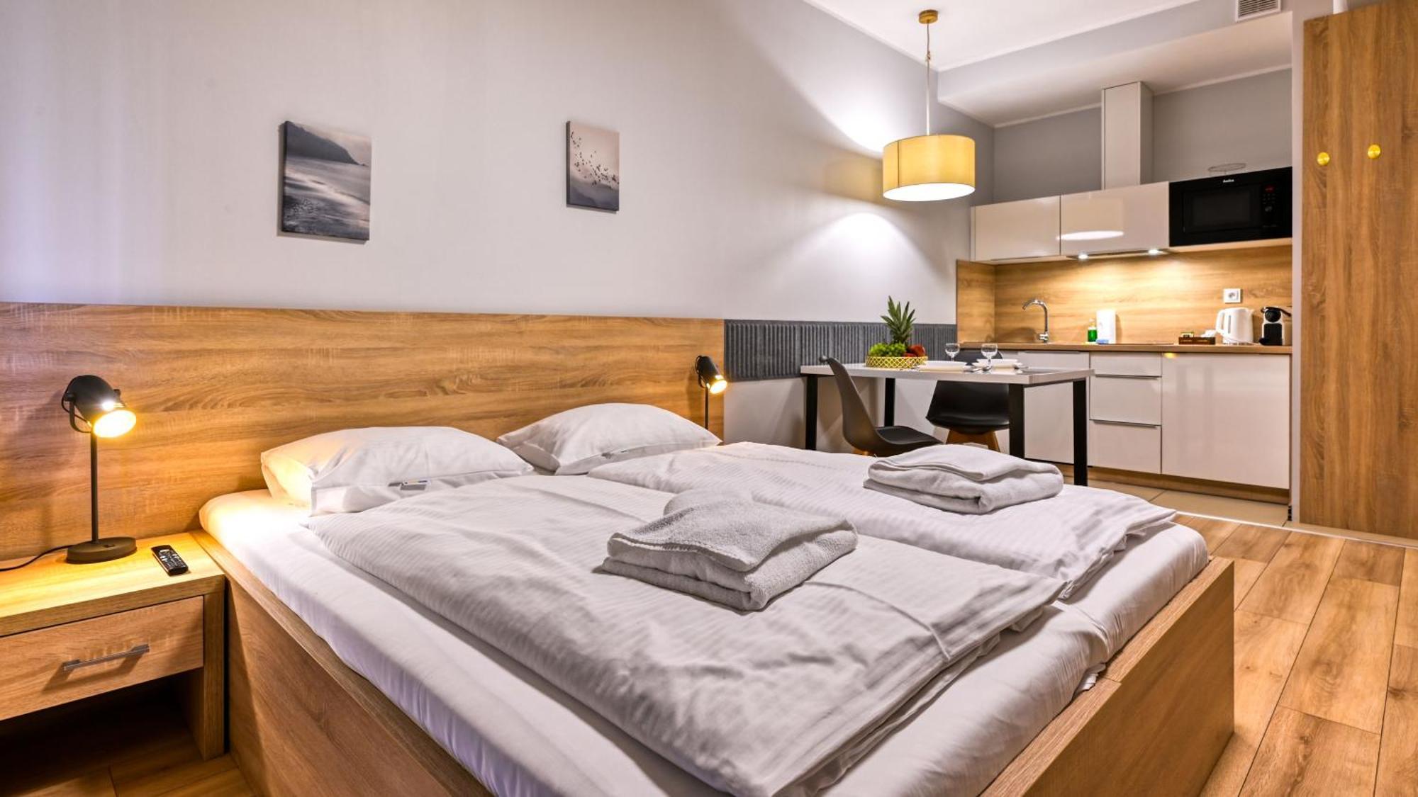 שצ'קלארסקה פוראובה Apartamenty Sun & Snow Resort Karkonosze מראה חיצוני תמונה