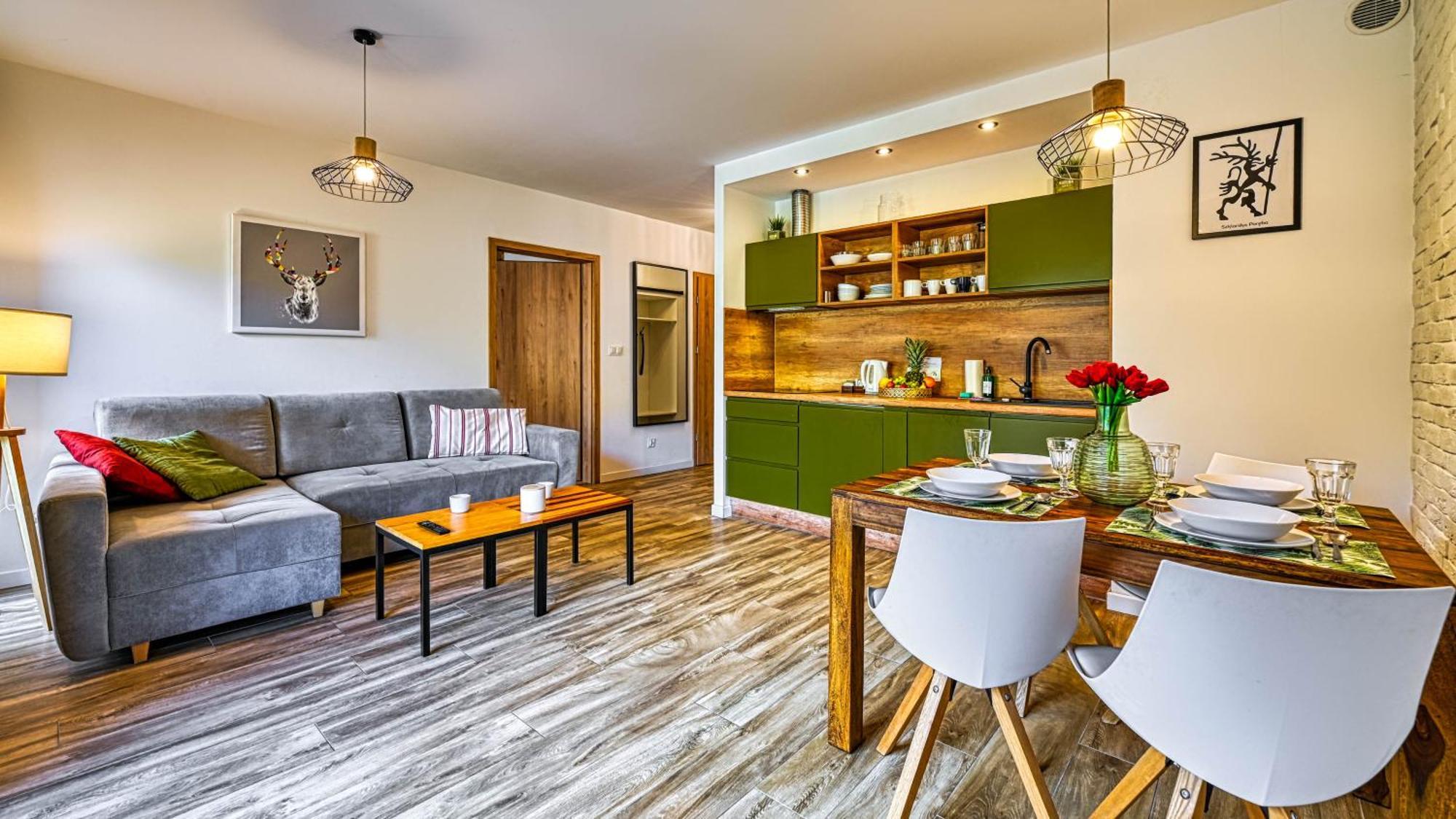שצ'קלארסקה פוראובה Apartamenty Sun & Snow Resort Karkonosze מראה חיצוני תמונה